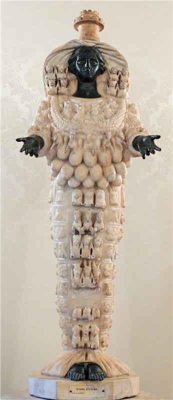 Артемида Эфесская, черная статуя была сделана из упавшего метеорита
